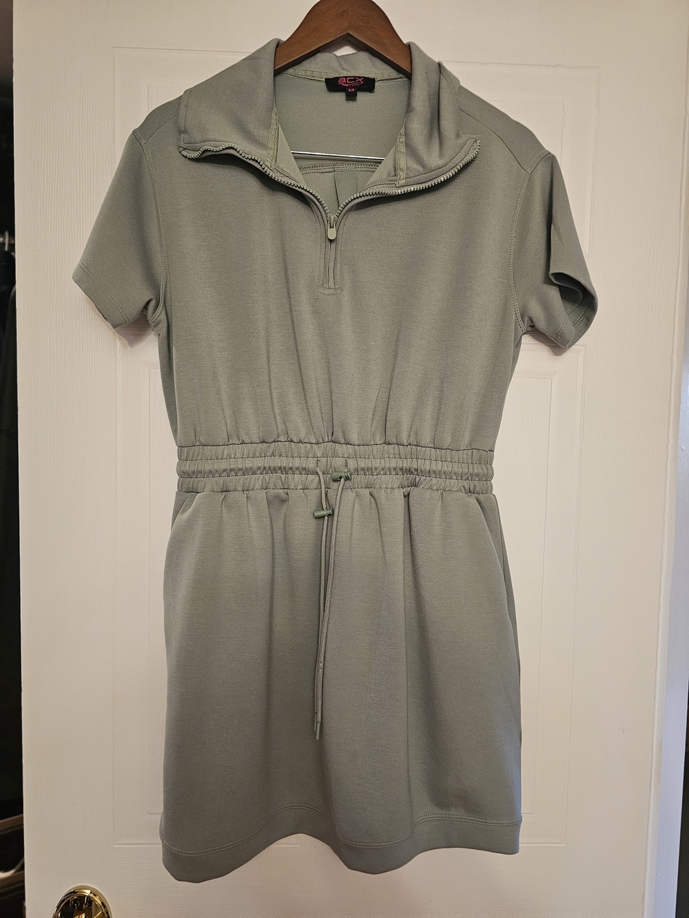 Summer Dress - Small - Picture 3 of 8